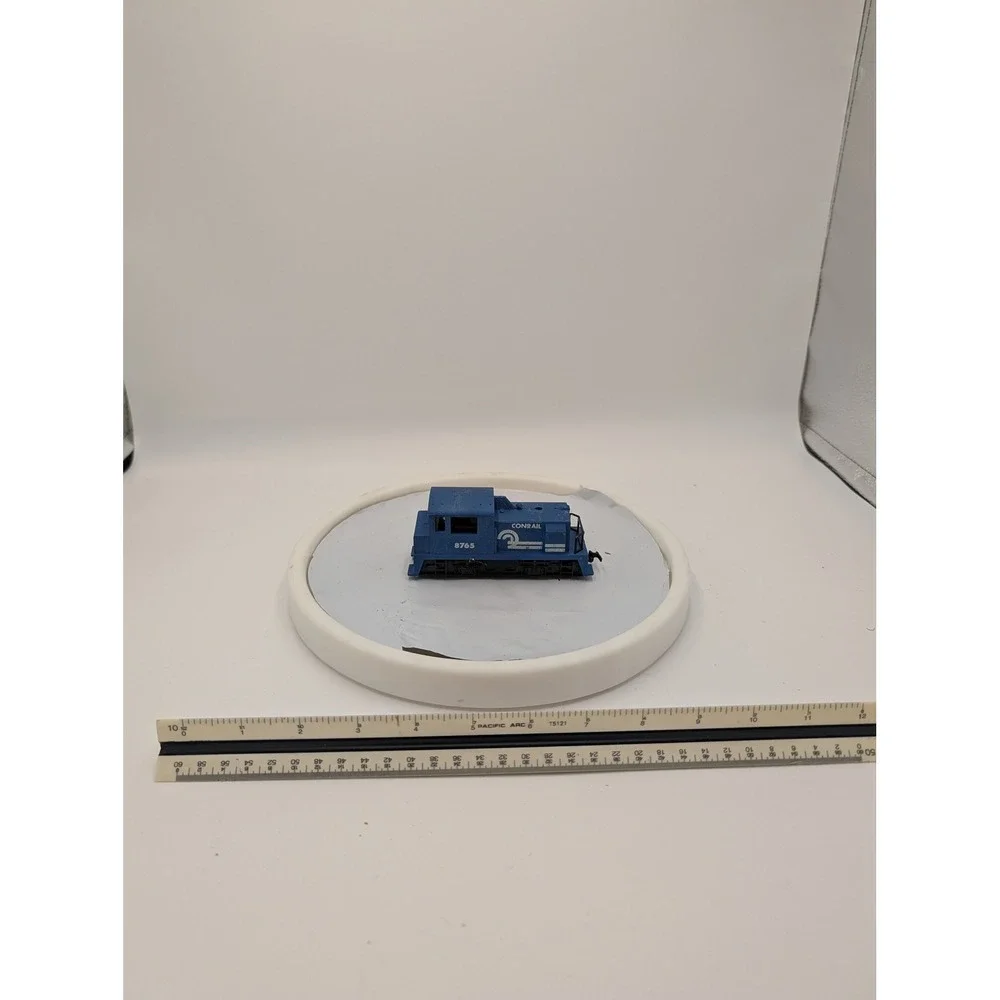 Mehano Blue Diesel Locomotive‎ 8765 Model Train Engine Switcher HO Scale